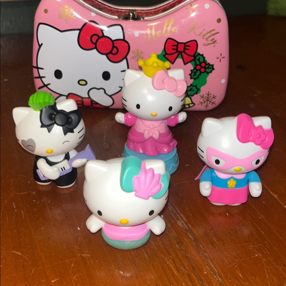 Hello Kitty Bundle! - Picture 2 of 2
